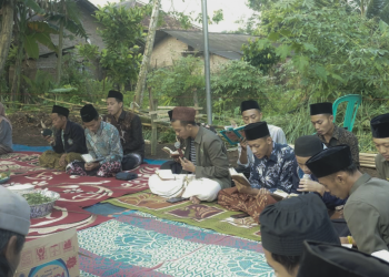 Peletakan Batu Pertama TPQ An-Nahdliyah Karangrejo Diawali Khataman Al-Quran 30 Jus