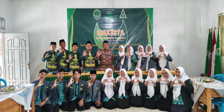 Cetak Kader Militan PK IPNU IPPNU MA MA’ARIF ROUDHOTUT THOLIBIN Gelar Kaderisasi Makesta