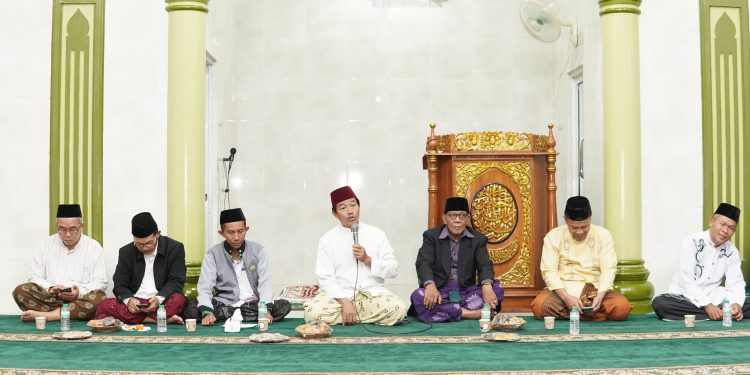 Al-Qur’an sebagai Sumber Inspirasi, Kiai Sukemi: Pedoman Dan Sandaran Hidup