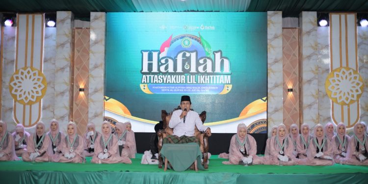 Kiai Purnomo Sidiq Bedah Falsafah Mbah Moen di Ponpes Ma’arif NU Metro: Pentingnya Istiqomah dan Akhir yang Baik