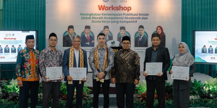 Gandeng Universitas Ma’arif Lampung, Anggota DPR RI Komisi X Gelar Workshop Publikasi Ilmiah Untuk Cetak Akademisi Kompetitif